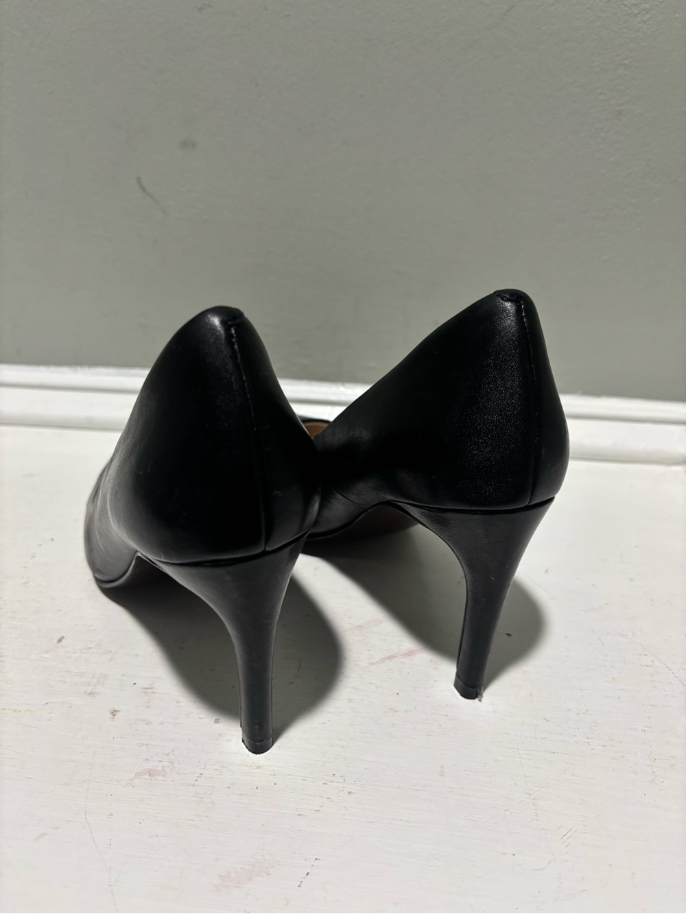 Cole Haan Grand Classic Black Pointed-Toe Women's Pumps-size 7B - Picture 5 of 10